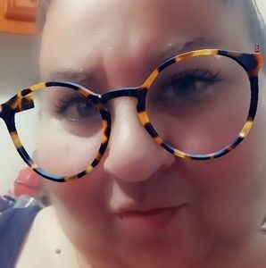 Meet your Posher, Gregoria